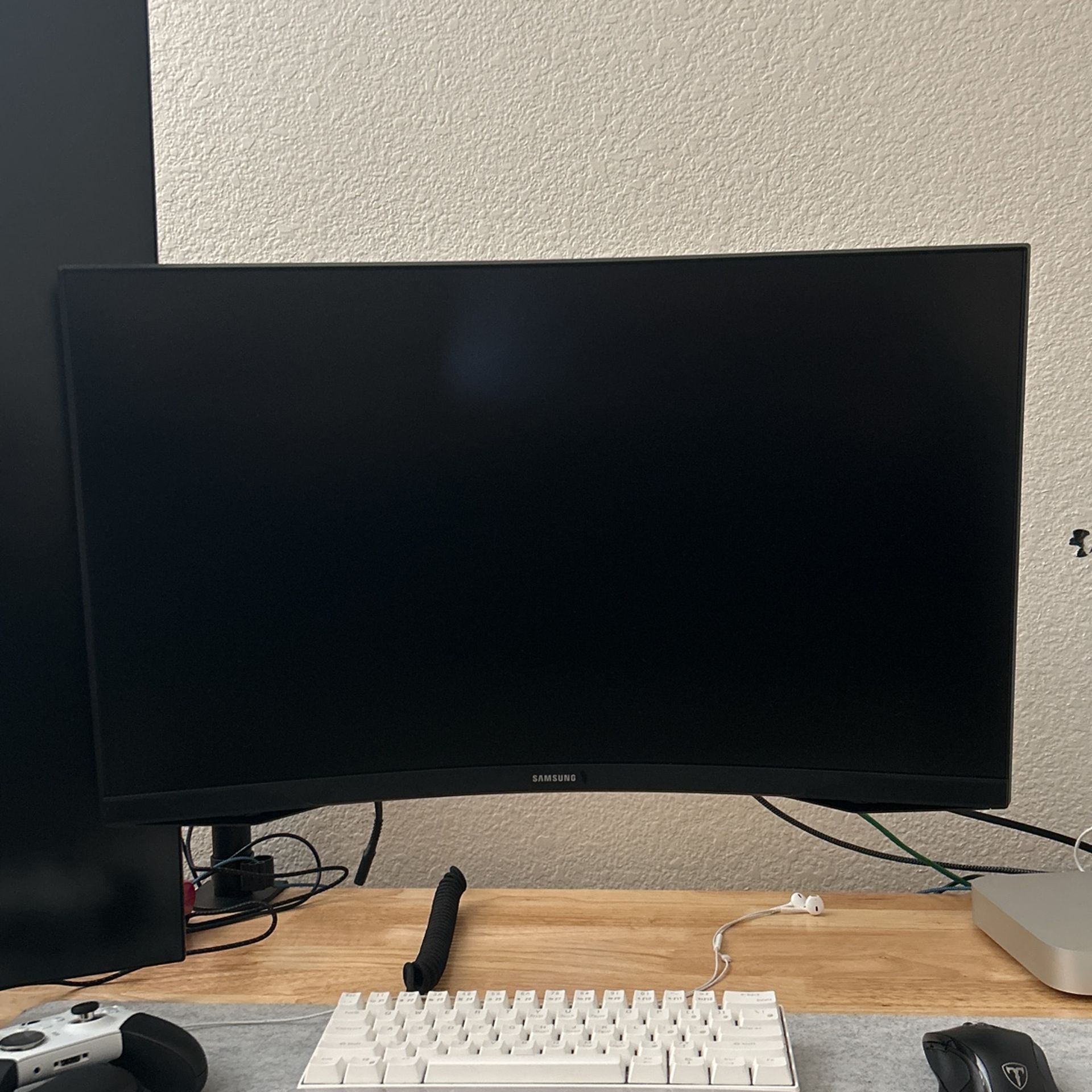 Samsung Odyssey Curved LC27G55T