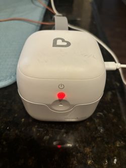 Munchkin Mini Sterilizer - UV Pacifier Sterilized