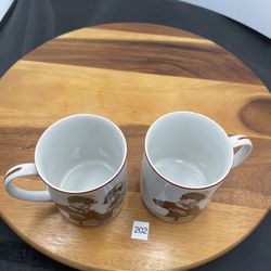 2 1980’s Hersey Cups