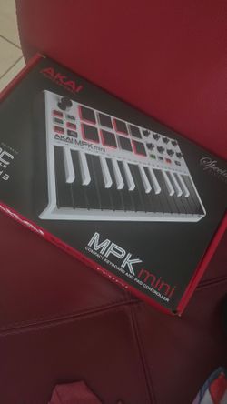 New! Akai MPK Mini 25-Key MIDI Keyboard – Special Edition – In Box