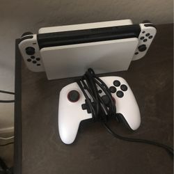Nintendo Switch Oled with pro controller