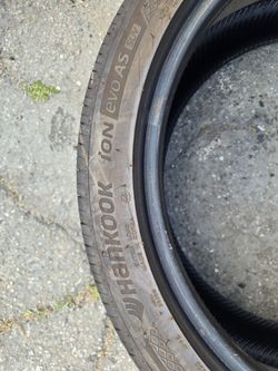 Hankook tires 255/40/20