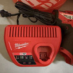 Milwaukee m12 charger