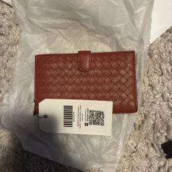 Authentic botega wallet woman’s