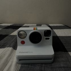 Polaroid Now Camera