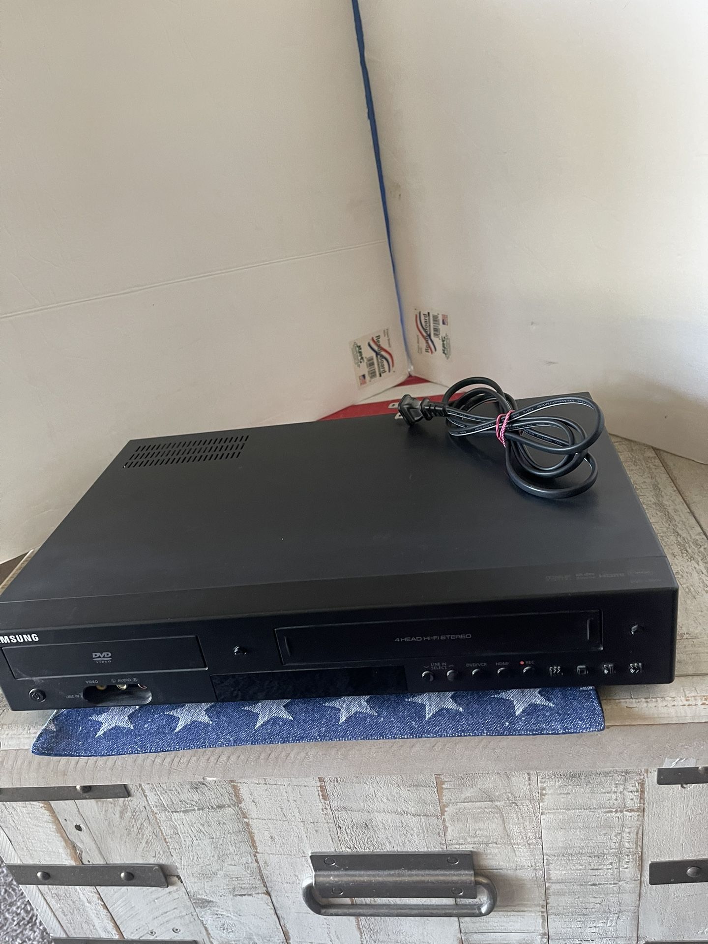 Samsung DVD-V9800 DVD/VHS Combo Player HDMI 4Head Hi-Fi