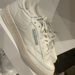 Reebok Sneakers 