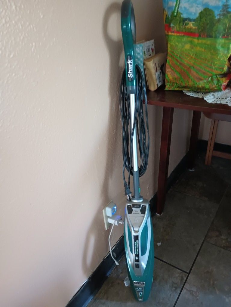 Shark  Steam Mop S4701D  