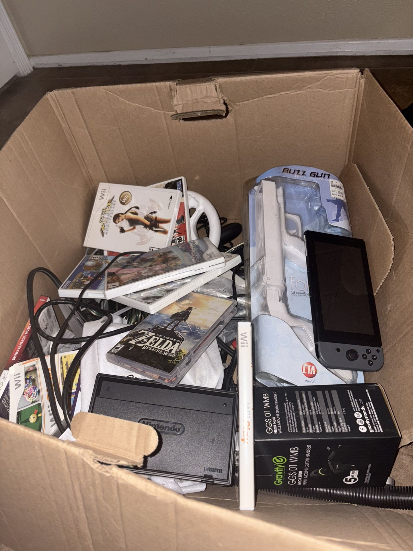 Wii + Nintendo Switch Plus Games Cords LOT