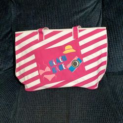 Beach Bag with “Beach Babe” On Front with Pocket