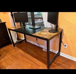 Beautiful Wood Like Desk For Sale