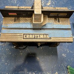 router table and router