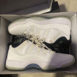Jordan 11 Legend Blue