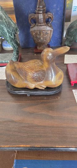 Antique estate sale beautiful Jade duck