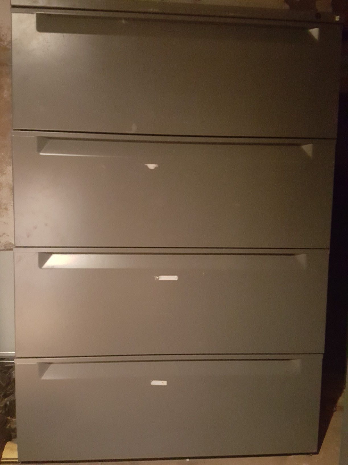 file cabinets 4ft ( good condition )