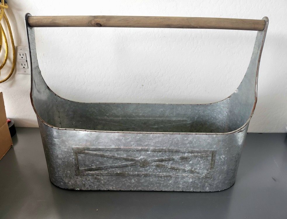 Farm Tin Tray Decor 26'' Long 20'' Tall 9'' Wide