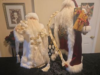 Large size Holiday Santas