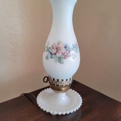 Vintage Milk Glass Table Lamp