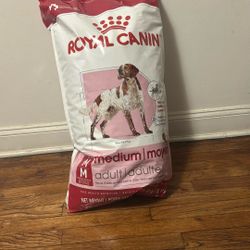 Royal Canin Medium Breed Adult Dry Dog Food, 40 lb bag, Local To NJ, 07601 ONLY