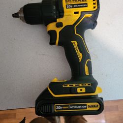 DeWalt Brushless 1/2" Chuck Drill With Batt No Charger