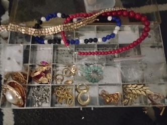 Large bag of random jewelry