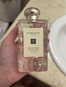 English pear and sweet pea jo malone perfume