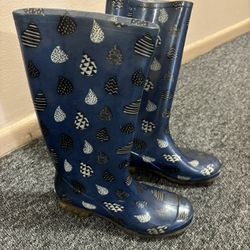 Blue raindrop pattern Toms rain boots- Size 7