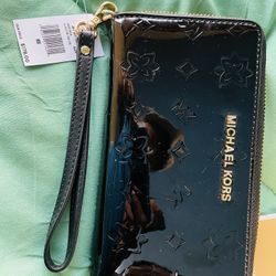 Micheal Kors Jet Travel Purse