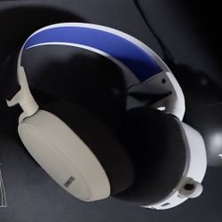 Arctis Gaming Headset/Headphones 