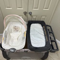 Graco Pack&Play with Bassinet + Changing Station 