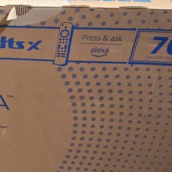 TV INSIGNIA SMART 70".