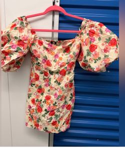 Zara XS viral women’s mini floral cotton dress