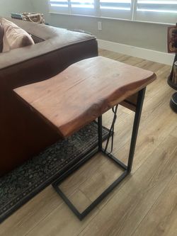 Side table live edge with outlets and usb