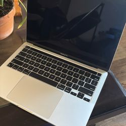 MacBook Pro M1 13” 512GB - 2020