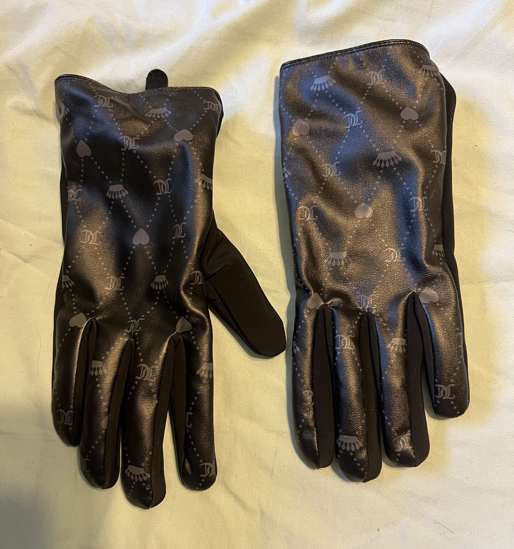 Juicy Couture Black S-M Gloves