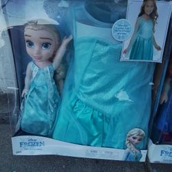 NEW FROZEN DOLLS 
