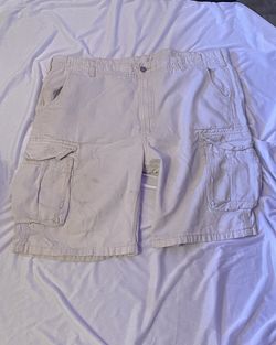 Size 40 Levi’s Shorts