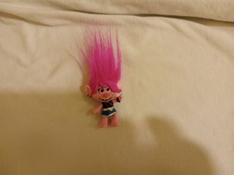 Trolls World Tour Rock And Roll Poppy 2 Inch Figures