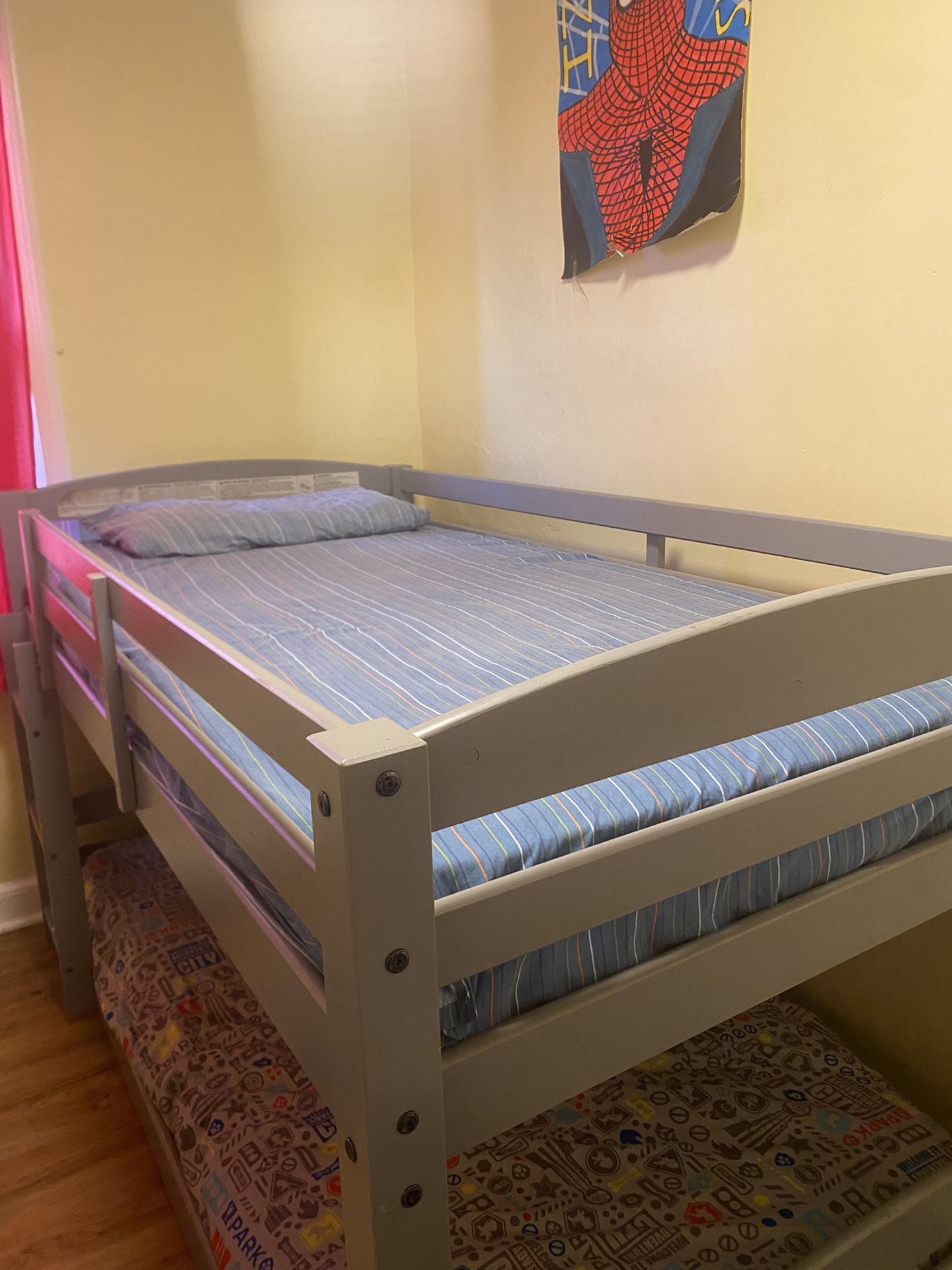 Twin Bunk Bed