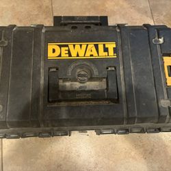 Dewalt Screw Gun And Impact Gun Combo