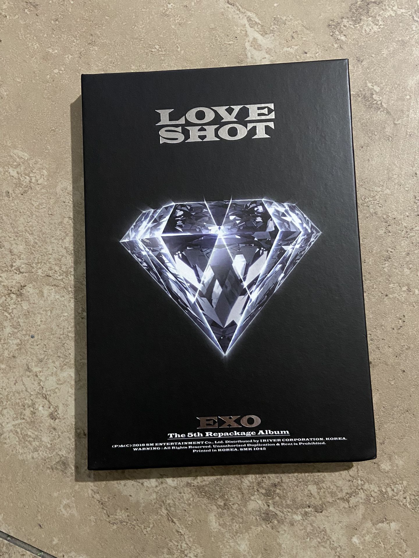 EXO Loveshot Album