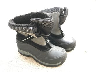 Snow boots Youth size 3
