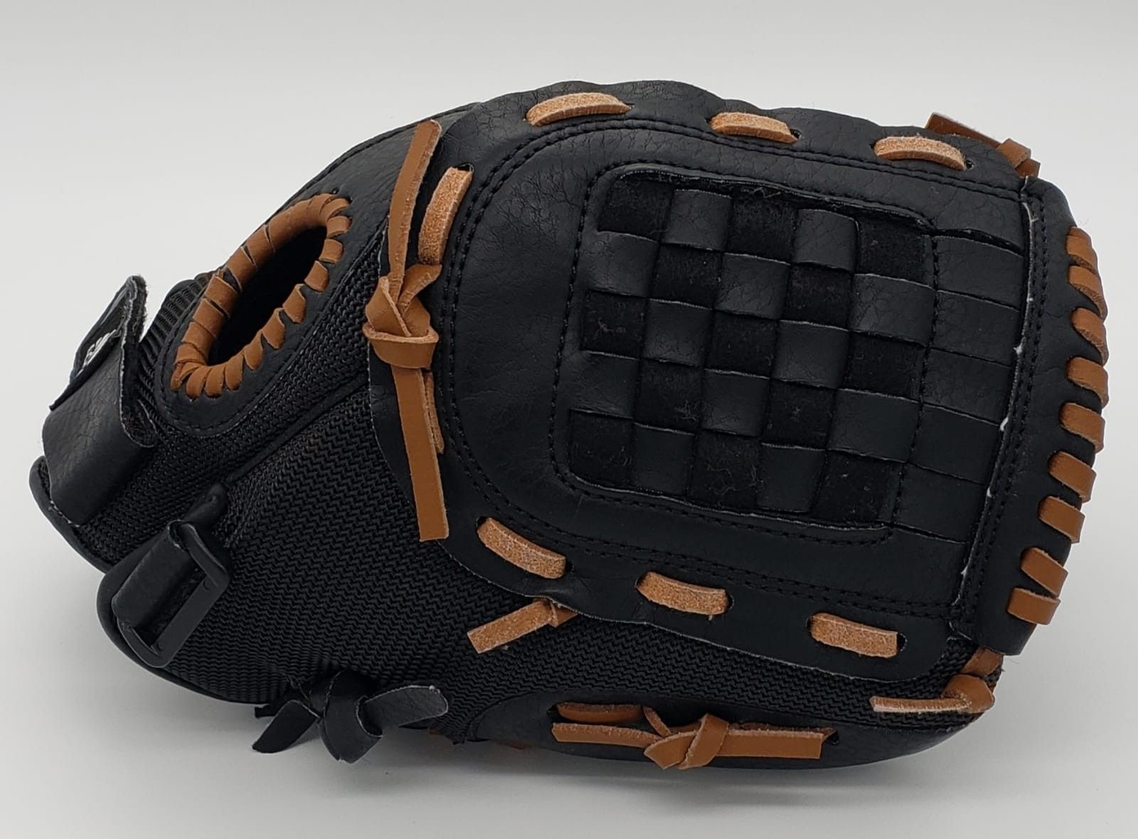 Adidas 11 Inch Youth Baseball Glove TS1100 For Right Hand Thrower