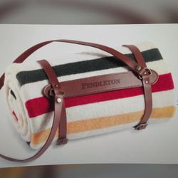 Pendleton Glacier National Park Blanket With Carrier - Brand New