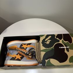 Bapesta (Womens 6, New In Box)