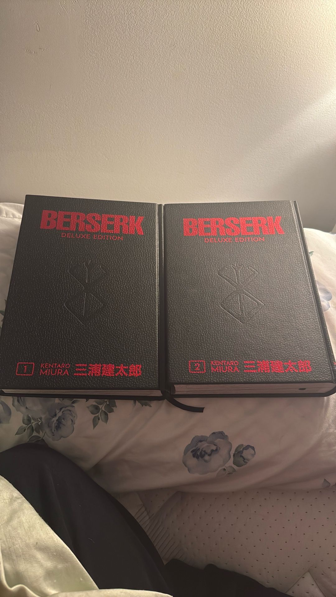Berserk Deluxe Editions 1-2
