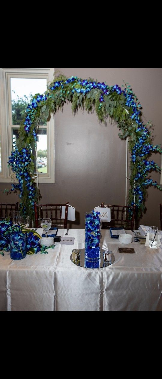 Indoor/Outdoor Wedding Arch