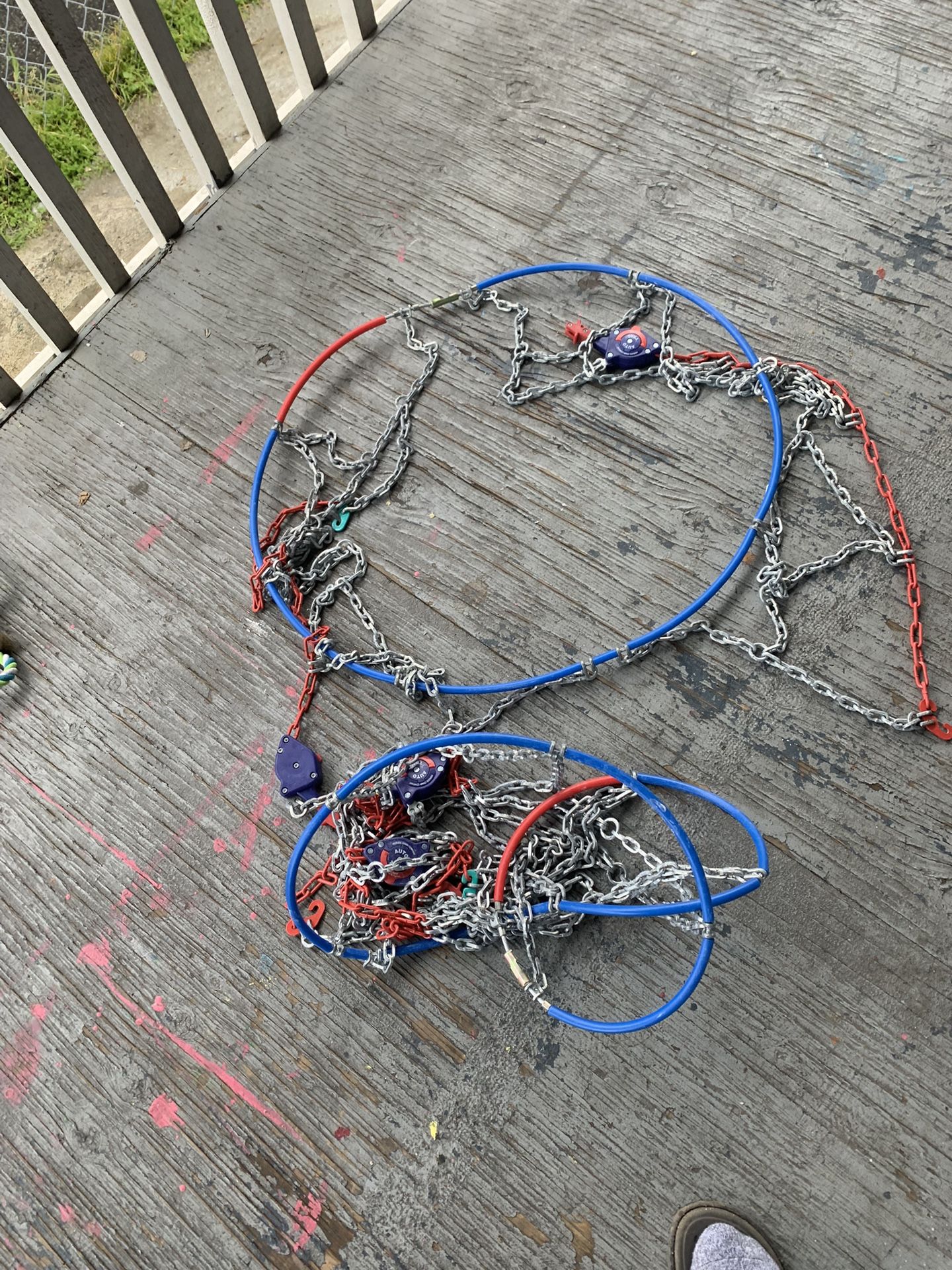 tres pares de cadenas