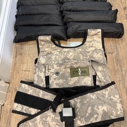 CROSS101 ADJUSTABLE CAMOUFLAGE WEIGHTED VEST WITH SHOULDER PADS, 60 LB,CAMAUFLAGE