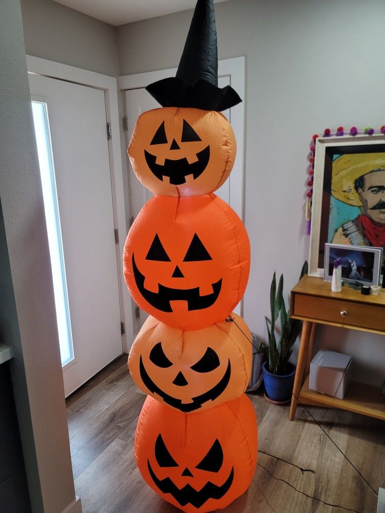 Gemmy inflatable pumpkin decoration 7ft tall no longer produced